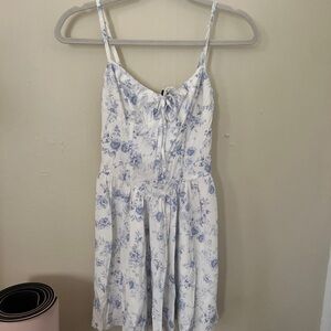 Woman’s Dress Xs Garage